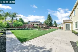 1077 Laguna Creek Ln, Pleasanton, CA 94566 - Photo 44
