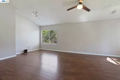 1491 Velasquez Ln, Tracy, CA 95377 - Photo 8