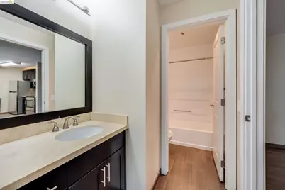 6400 Christie Ave #3322, Emeryville, CA 94608 - Photo 16