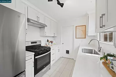218 Hillcrest Ave., Benicia, CA 94510 - Photo 10