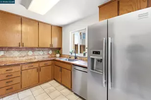 1167 Saint Matthew Pl, Concord, CA 94518 - Photo 10