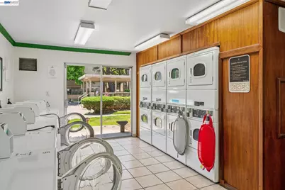 1327 Webster St #B104, Alameda, CA 94501 - Photo 34