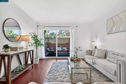 2005 Pleasant Valley Ave #103, Oakland, CA 94611 - Photo 6