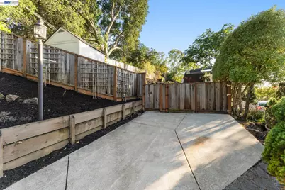 4571 Ewing Rd, Castro Valley, CA 94546 - Photo 52