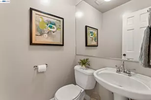 4571 Ewing Rd, Castro Valley, CA 94546 - Photo 38