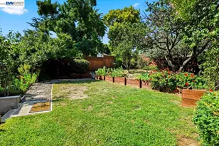 17888 Mayflower Dr, Castro Valley, CA 94546 - Photo 44