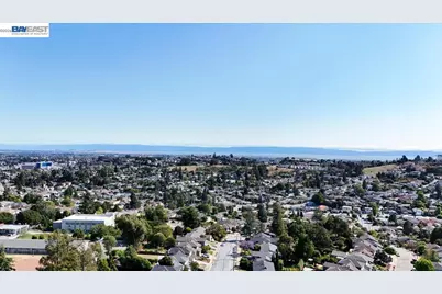 17888 Mayflower Dr, Castro Valley, CA 94546 - Photo 62
