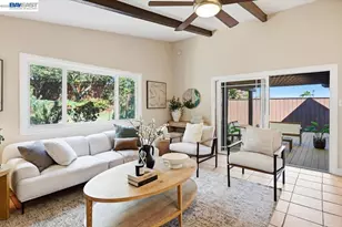 17888 Mayflower Dr, Castro Valley, CA 94546 - Photo 18