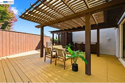 17888 Mayflower Dr, Castro Valley, CA 94546 - Photo 40