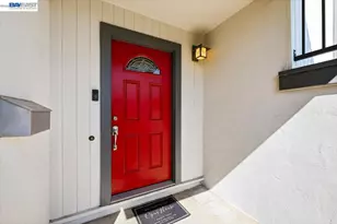 17888 Mayflower Dr, Castro Valley, CA 94546 - Photo 4