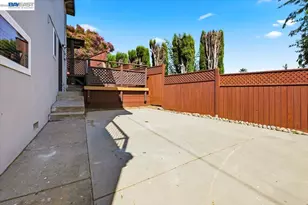 17888 Mayflower Dr, Castro Valley, CA 94546 - Photo 50