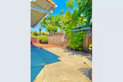 293 Fairway St, Hayward, CA 94544 - Photo 20