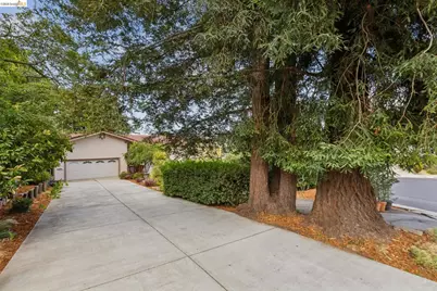 1131 Mitchell Way, El Sobrante, CA 94803 - Photo 1