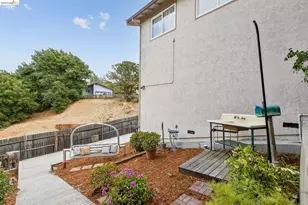 1131 Mitchell Way, El Sobrante, CA 94803 - Photo 64