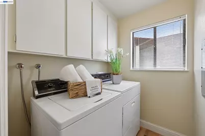 3324 Ptarmigan Dr #1A, Walnut Creek, CA 94595 - Photo 20