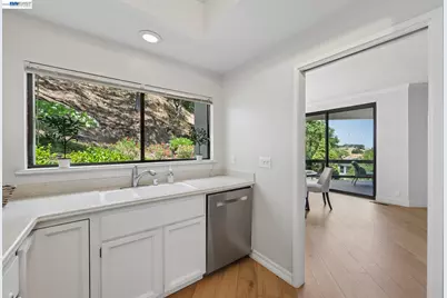 3324 Ptarmigan Dr #1A, Walnut Creek, CA 94595 - Photo 14