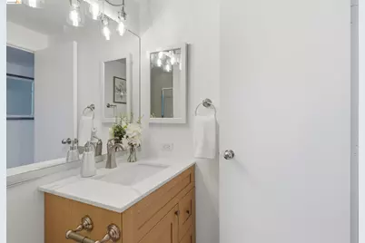6363 Christie Ave #326, Emeryville, CA 94608 - Photo 24