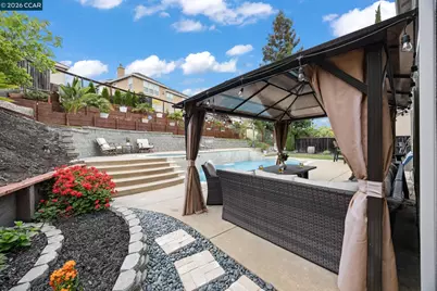 911 Autumn Oak Cir, Concord, CA 94521 - Photo 48