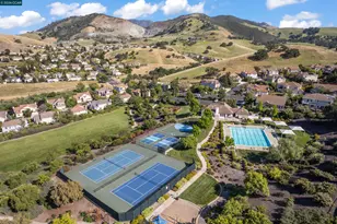 911 Autumn Oak Cir, Concord, CA 94521 - Photo 54