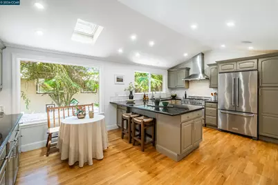 4033 Valente Dr, Lafayette, CA 94549 - Photo 8