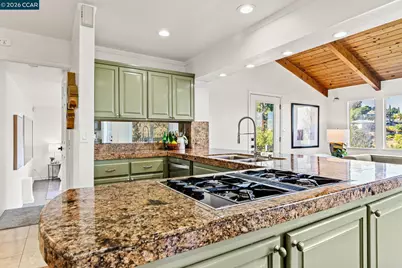 18832 Cindy Way, Castro Valley, CA 94546 - Photo 16