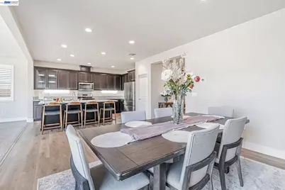 5645 Sierra Trail Way, Antioch, CA 94531 - Photo 12
