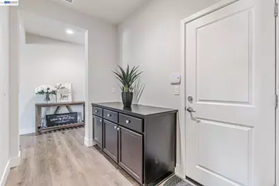5645 Sierra Trail Way, Antioch, CA 94531 - Photo 28