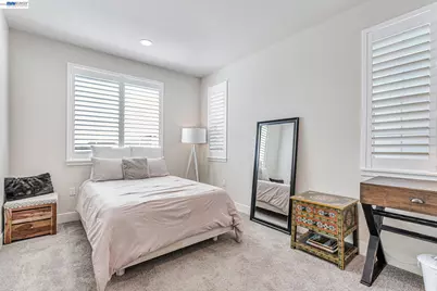 5645 Sierra Trail Way, Antioch, CA 94531 - Photo 18
