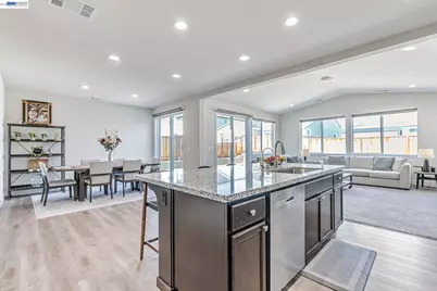 5645 Sierra Trail Way, Antioch, CA 94531 - Photo 8