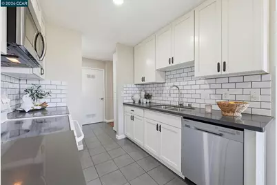 2332 D St, Hayward, CA 94541 - Photo 4