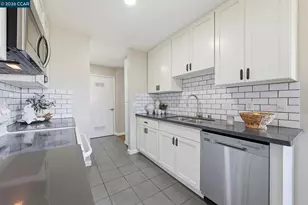 2332 D St, Hayward, CA 94541 - Photo 4