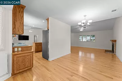 472 Cordoba Ln, Vacaville, CA 95688 - Photo 8