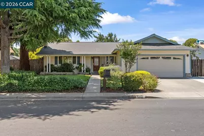 472 Cordoba Ln, Vacaville, CA 95688 - Photo 2
