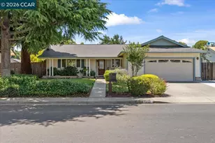 472 Cordoba Ln, Vacaville, CA 95688 - Photo 2