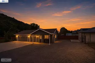 25477 Palomares Rd, Castro Valley, CA 94552 - Photo 2