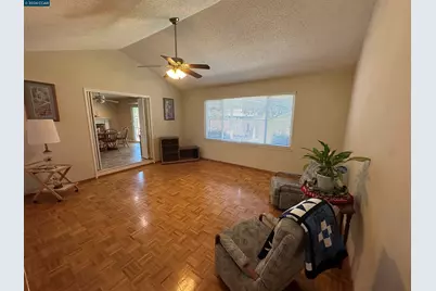 1707 Bishop Dr, Concord, CA 94521 - Photo 12