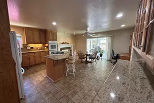 1707 Bishop Dr, Concord, CA 94521 - Photo 4
