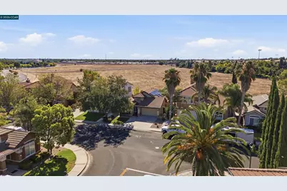 206 Chaparral Dr, Brentwood, CA 94513 - Photo 24