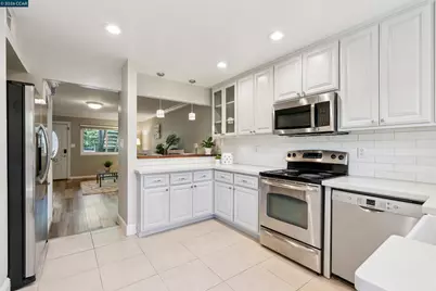 90 Laurel Dr, Danville, CA 94526 - Photo 8