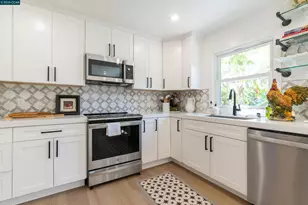 3229-3231 Toyon Terrace, Alameda, CA 94501 - Photo 14