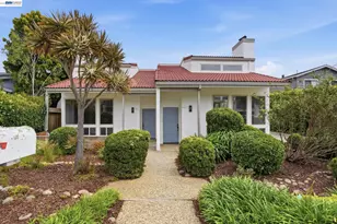 2013 Dolphin Dr, Aptos, CA 95003 - Photo 2