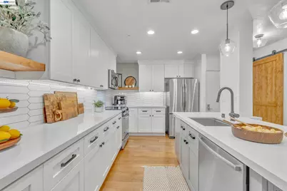 1201 Alta Vista Dr #108, Walnut Creek, CA 94596 - Photo 10