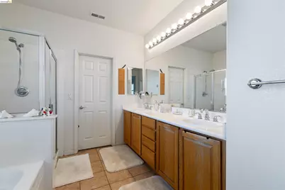 647 Macadamia Ct, Brentwood, CA 94513 - Photo 30