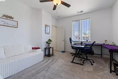 647 Macadamia Ct, Brentwood, CA 94513 - Photo 34