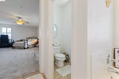 647 Macadamia Ct, Brentwood, CA 94513 - Photo 32