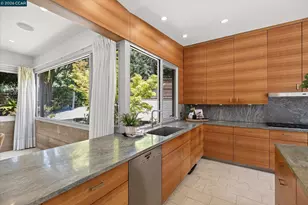 2 Crane Ct, Orinda, CA 94563 - Photo 32