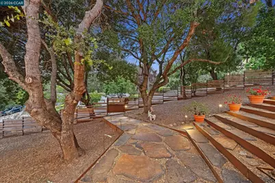 2 Crane Ct, Orinda, CA 94563 - Photo 12