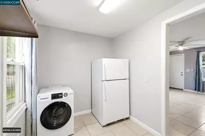 1238 Haskell St, Berkeley, CA 94702 - Photo 22