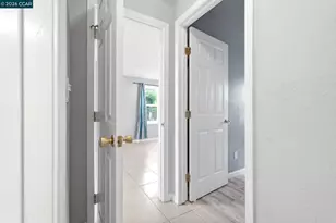 1238 Haskell St, Berkeley, CA 94702 - Photo 20