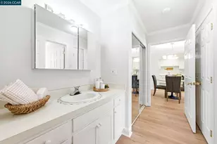 1109 Golden Rain Rd, Walnut Creek, CA 94595 - Photo 12